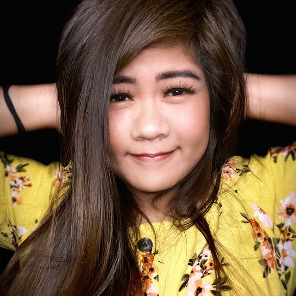 Meet your Posher, Jovalyn - Picture 1 of 1